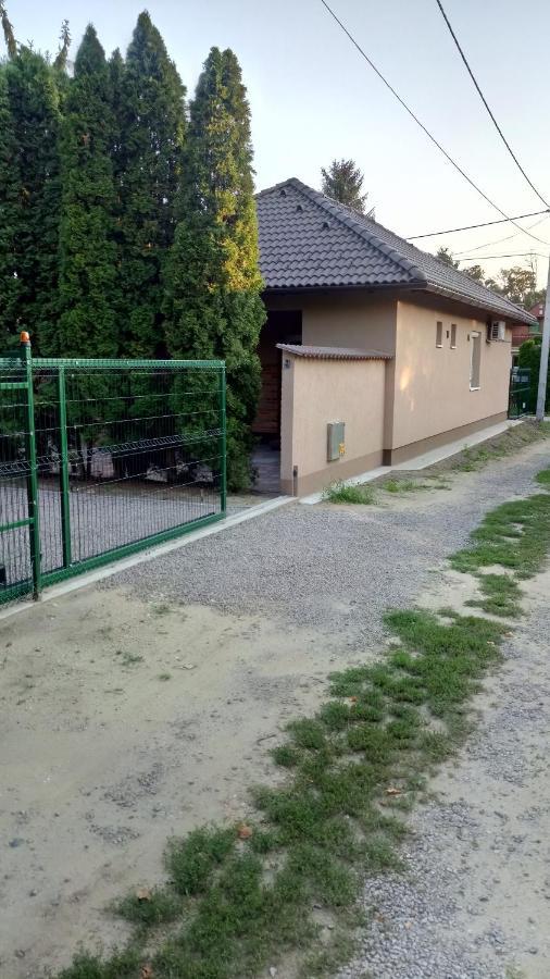 Golden Apartman Orosháza Exterior foto